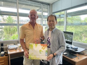 昆士蘭大學人類運動與營養科學學院前任院長 Professor Andrew Cresswell與臺師大運休學院相子元院長