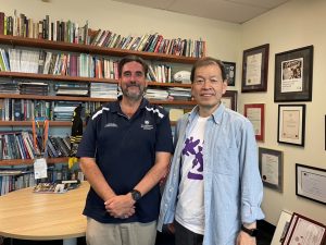 昆士蘭大學人類運動與營養科學學院院長 Professor John Cairney與臺師大運休學院相子元院長